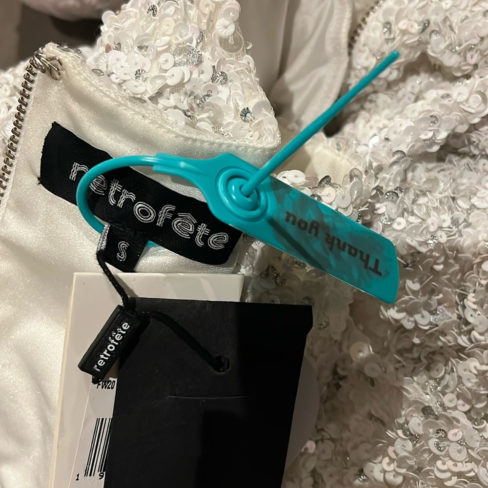 Retrofête Xi Sequin Top NWT - Picture 13 of 17